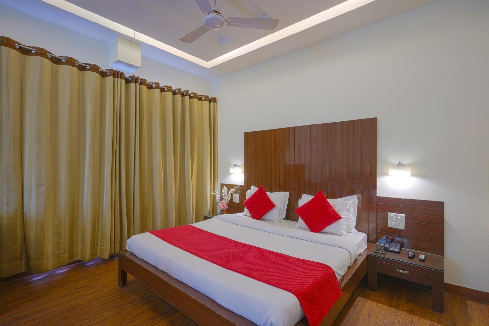 Hotel Haris Mg Road Gurugram Gurgaon Dış mekan fotoğraf