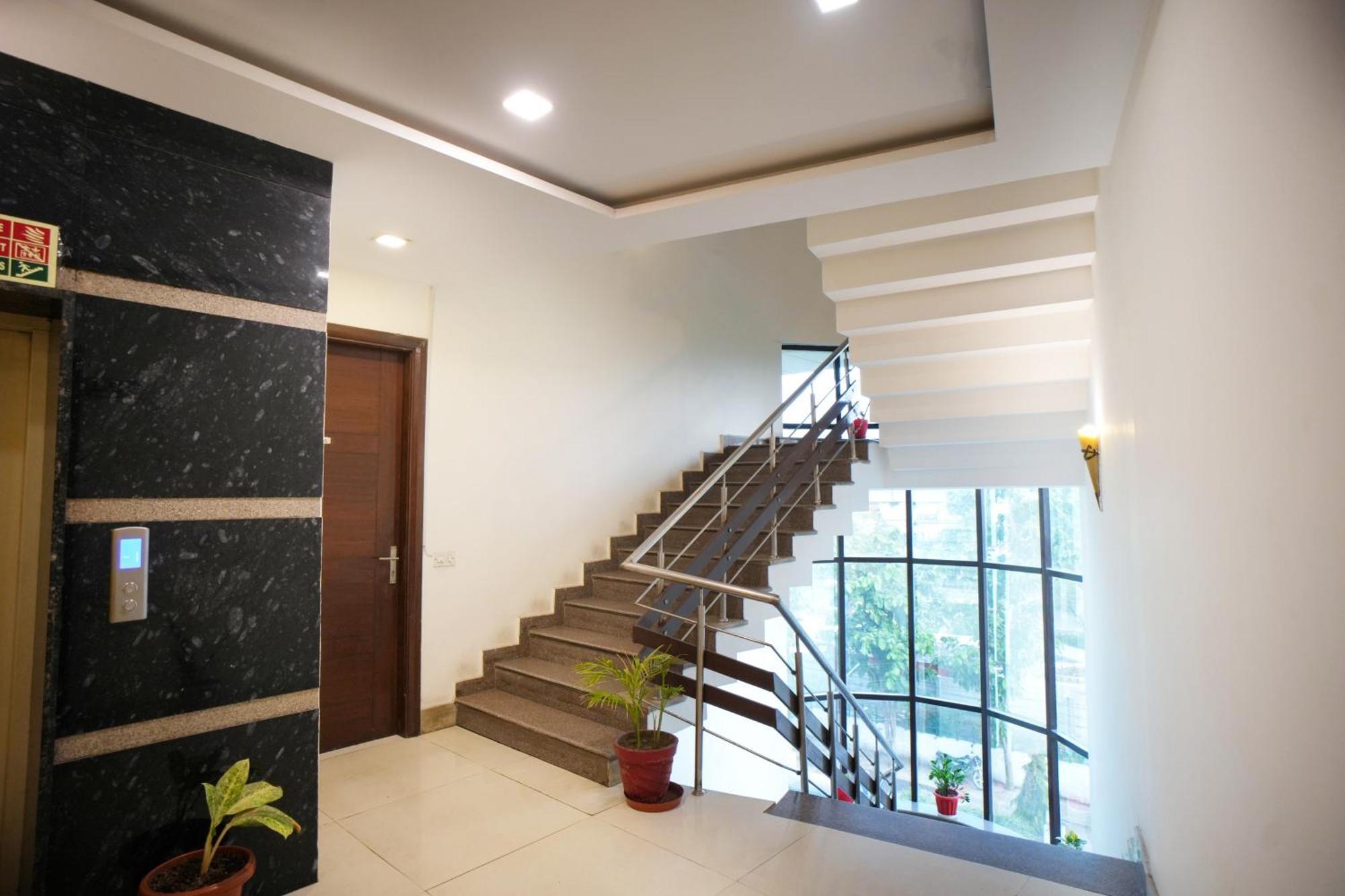 Hotel Haris Mg Road Gurugram Gurgaon Dış mekan fotoğraf